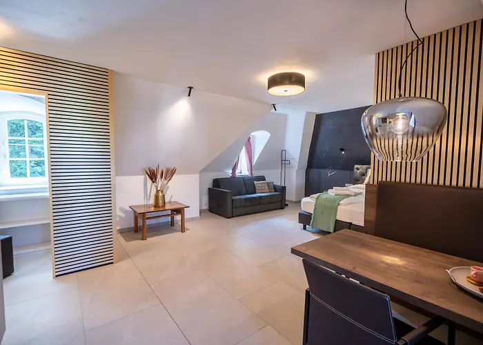 Schloss Hantberg Johnsdorf